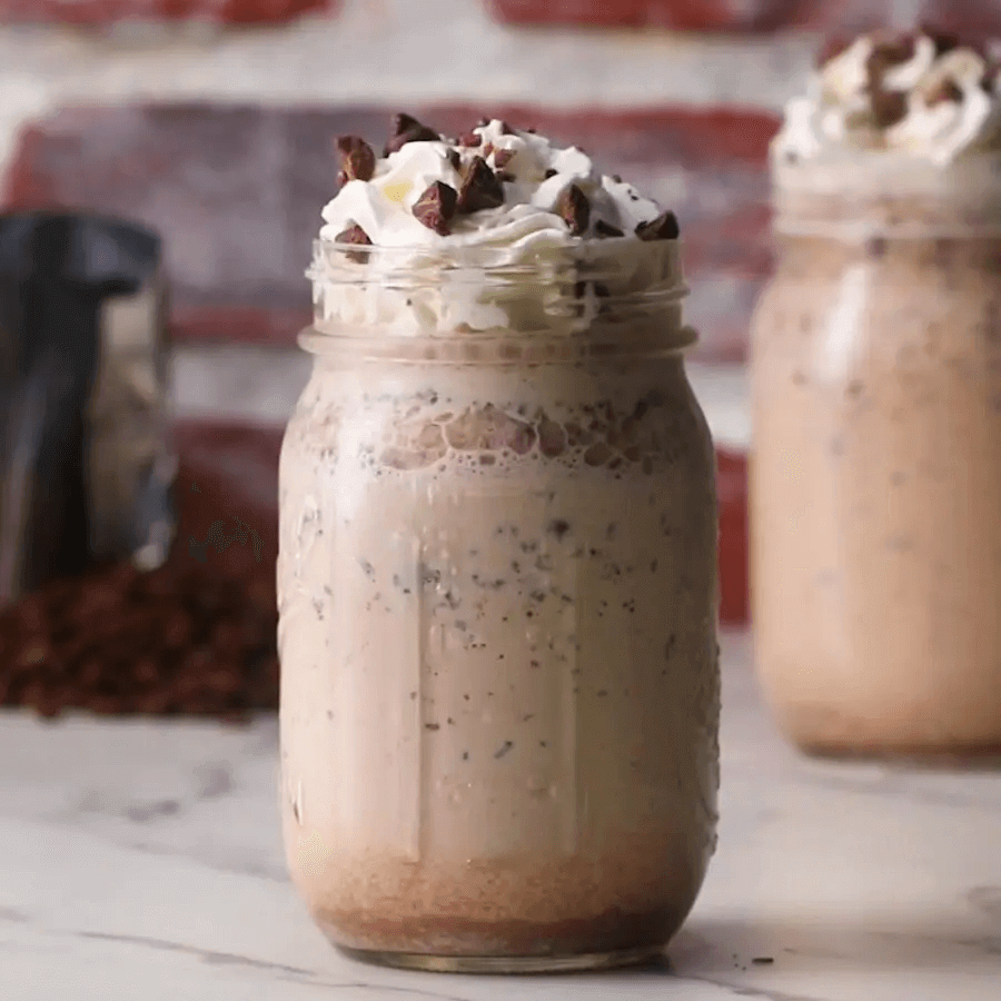 How to make Java Chip Caffeinated Smoothie
