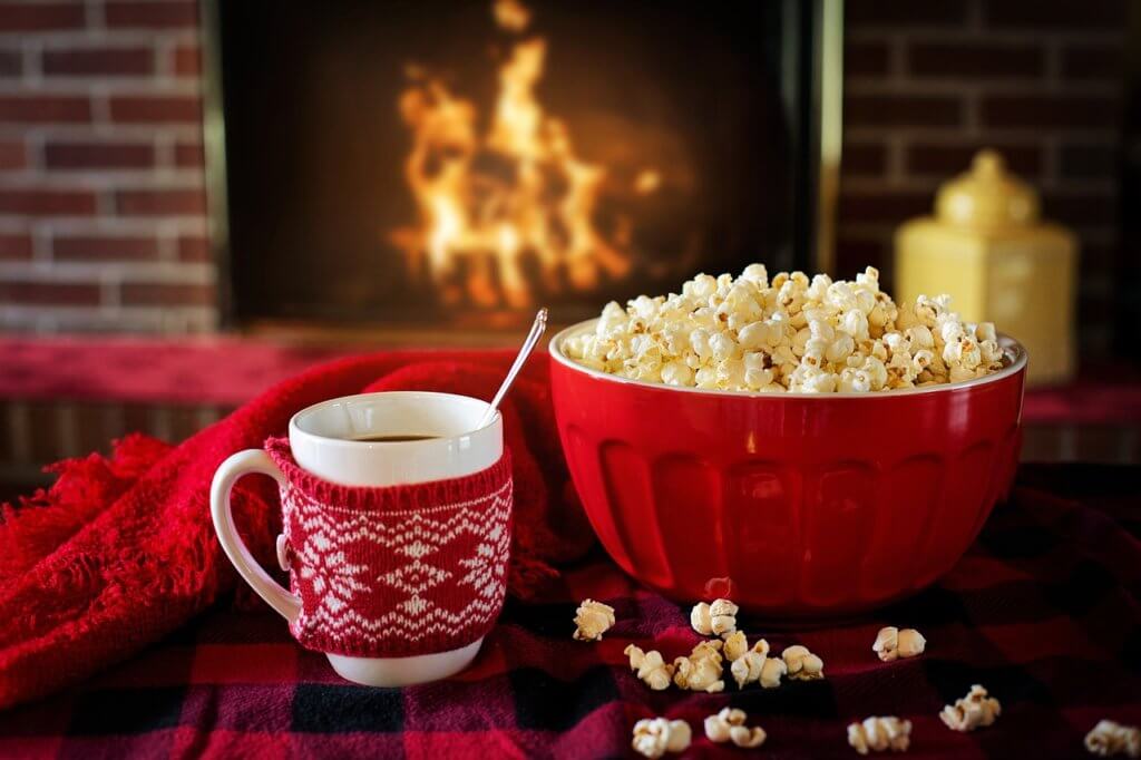 Christmas Coffee with Popcorn 
